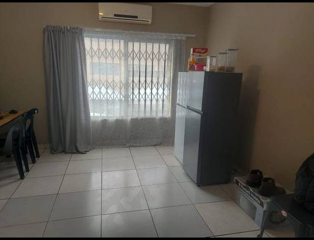 2 BEDROOM APARTMENT FOR SALE IN RICHARDS BAY CENTRAL